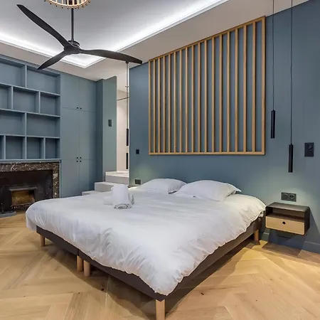 Balneo Sauna Pierre Corneille ! ラブホテル