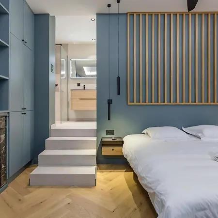 Liebeshotel Balneo Sauna Pierre Corneille ! *