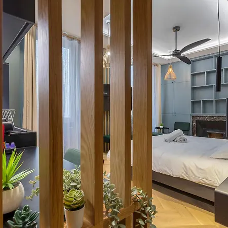 Liebeshotel Balneo Sauna Pierre Corneille ! Lyon